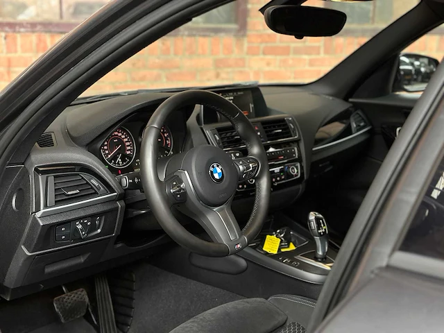 Bmw 118i m sport 136pk 2015 1-serie, gh-092-p - afbeelding 9 van  47