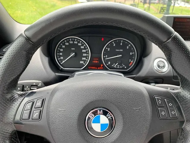 Bmw 120i cabrio high-executive m-pakket automaat, 2513 - afbeelding 8 van  23