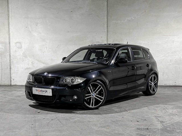Bmw 130i 3.0 m-sport e87 265pk 2006 1-serie 5-deurs, 18-tb-kr youngtimer - afbeelding 1 van  39