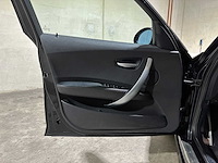 Bmw 130i 3.0 m-sport e87 265pk 2006 1-serie 5-deurs, 18-tb-kr youngtimer - afbeelding 21 van  39
