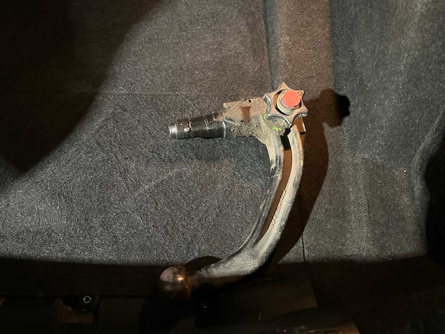 Bmw 130i 3.0 m-sport e87 265pk 2006 1-serie 5-deurs, 18-tb-kr youngtimer - afbeelding 27 van  39