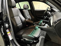 Bmw 130i 3.0 m-sport e87 265pk 2006 1-serie 5-deurs, 18-tb-kr youngtimer - afbeelding 31 van  39