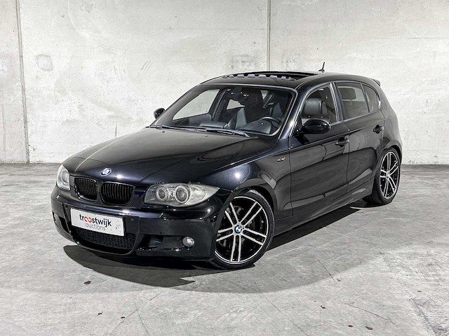 Bmw 130i 3.0 m-sport e87 265pk 2006 1-serie 5-deurs, 18-tb-kr youngtimer - afbeelding 23 van  39