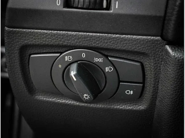 Bmw 135i cabrio high executive automaat, 7-tgf-41 - afbeelding 17 van  19