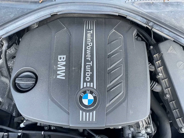 Bmw 2015 3 serie 318d personenauto - afbeelding 14 van  42