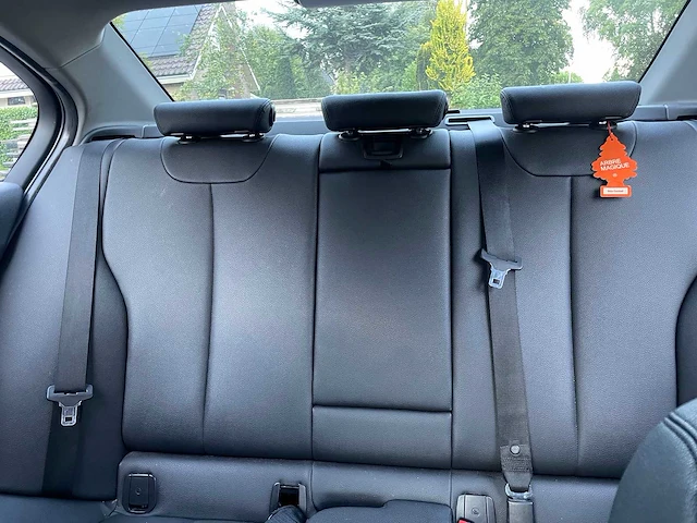 Bmw 2015 3 serie 318d personenauto - afbeelding 28 van  42