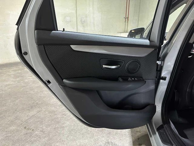 Bmw 218i active tourer essential 136pk 2015 2-serie, gl-742-r - afbeelding 28 van  42