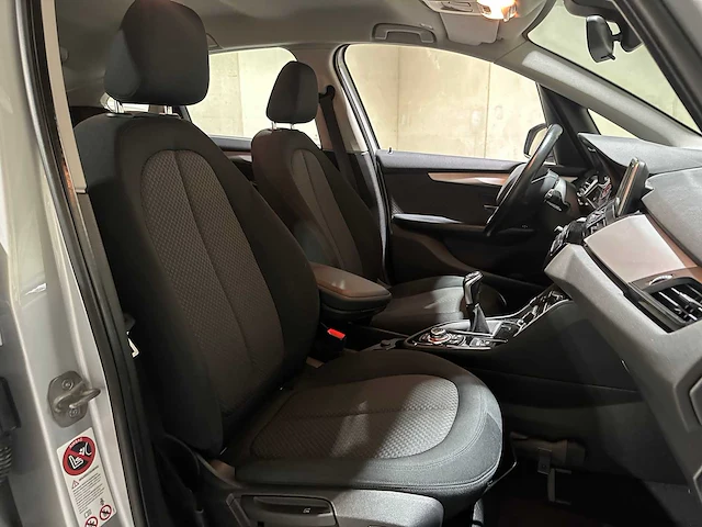 Bmw 218i active tourer essential 136pk 2015 2-serie, gl-742-r - afbeelding 33 van  42
