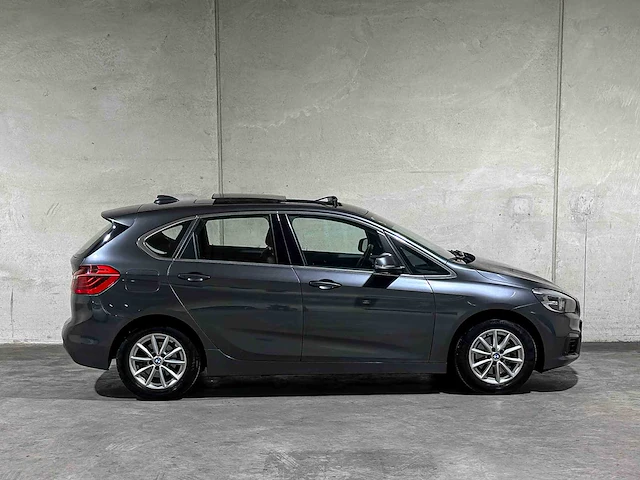 Bmw 218i essential (automaat) 136pk 2015 2-serie active tourer, gj-038-t - afbeelding 2 van  45