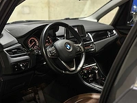 Bmw 218i essential (automaat) 136pk 2015 2-serie active tourer, gj-038-t - afbeelding 11 van  45