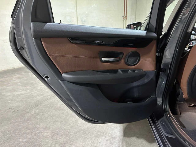 Bmw 218i essential (automaat) 136pk 2015 2-serie active tourer, gj-038-t - afbeelding 29 van  45