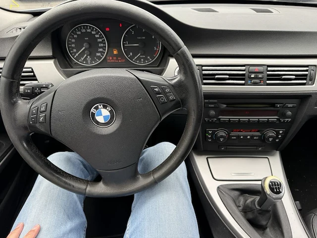 Bmw 3 (e90) 318 d,2006 - afbeelding 2 van  28
