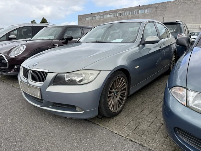 Bmw 3 (e90) 318 d,2006 - afbeelding 1 van  28