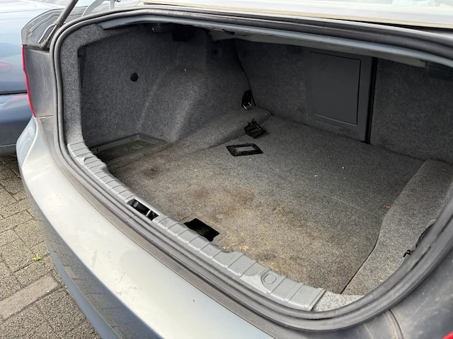 Bmw 3 (e90) 318 d,2006 - afbeelding 13 van  28