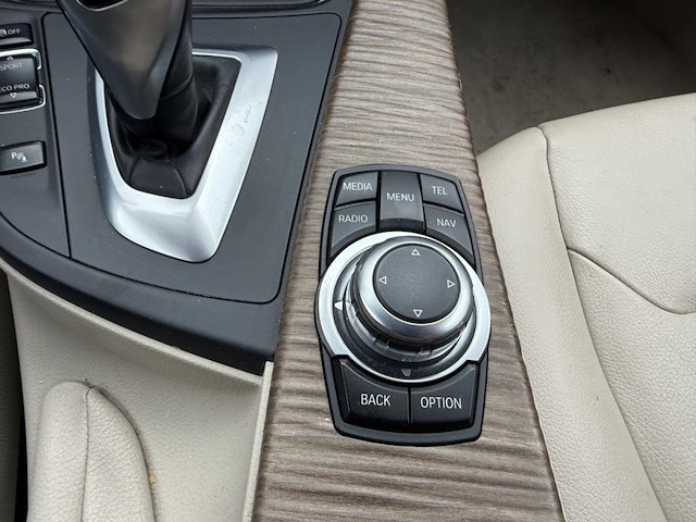 Bmw 3 (f30) 328ixas 245 at, 2013 - afbeelding 8 van  33