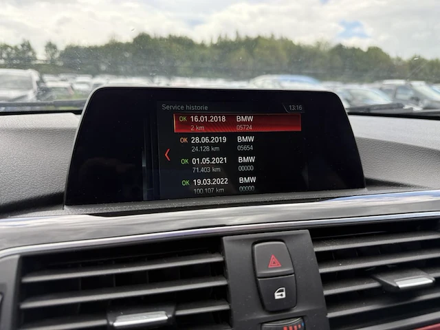Bmw 3 (f30 lci) 318 da 136 at, 2018 - afbeelding 14 van  31