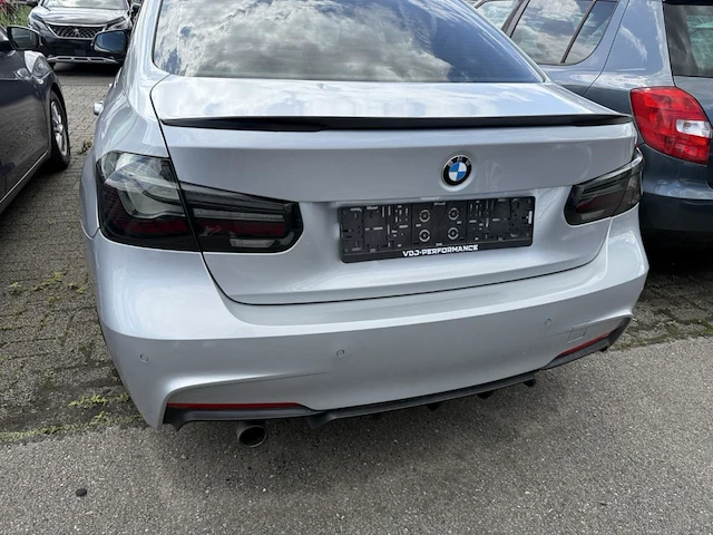 Bmw 3 (f30 lci) 318 da 136 at, 2018 - afbeelding 27 van  31