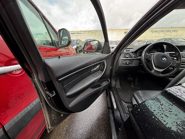 Bmw 3 f30,2013 - afbeelding 17 van  20