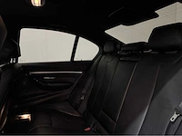 Bmw 3-serie - 330e - m uitgevoerd - personenauto - 2016 - afbeelding 13 van  32