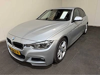 Bmw 3-serie - 330e - m uitgevoerd - personenauto - 2016 - afbeelding 12 van  32