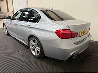 Bmw 3-serie - 330e - m uitgevoerd - personenauto - 2016 - afbeelding 30 van  32