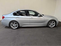 Bmw 3-serie - 330e - m uitgevoerd - personenauto - 2016 - afbeelding 31 van  32
