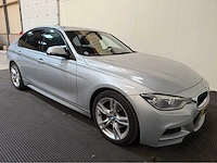 Bmw 3-serie - 330e - m uitgevoerd - personenauto - 2016 - afbeelding 32 van  32