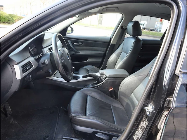 Bmw 3-serie 318i, 2005, 51-rv-tk - afbeelding 10 van  25
