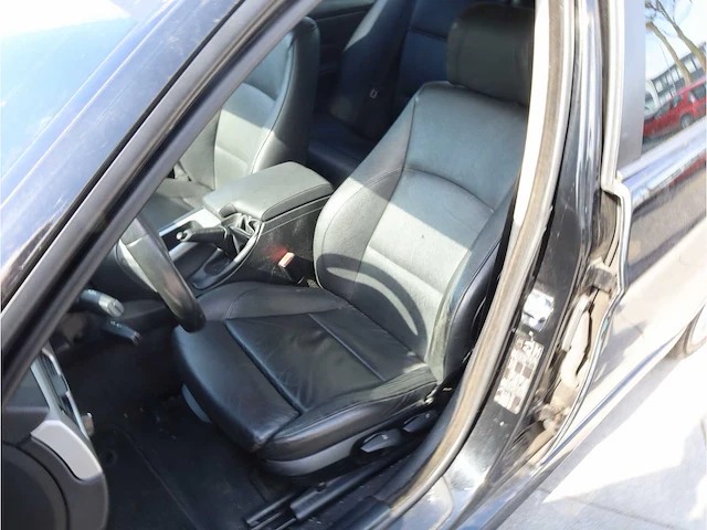 Bmw 3-serie 318i, 2005, 51-rv-tk - afbeelding 11 van  25