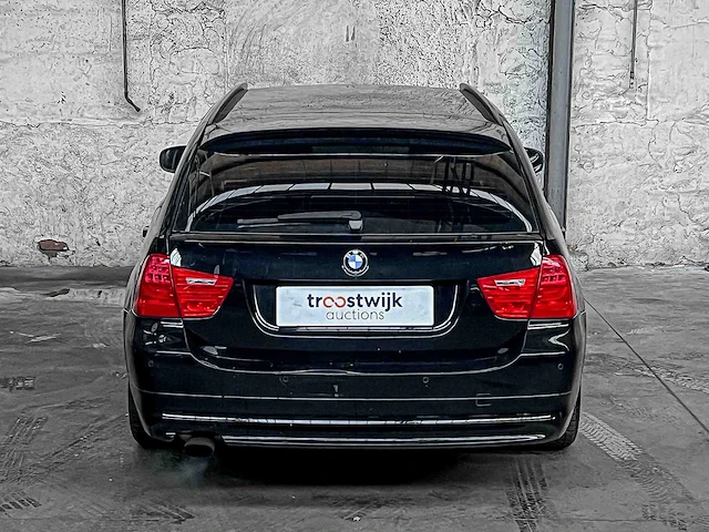 Bmw 3-serie 318i business line 143pk 2010, l-615-rn - afbeelding 5 van  46