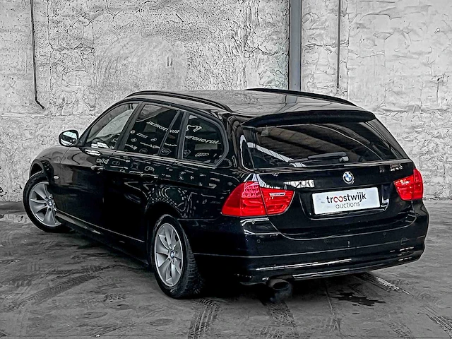 Bmw 3-serie 318i business line 143pk 2010, l-615-rn - afbeelding 8 van  46