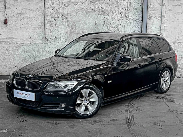Bmw 3-serie 318i business line 143pk 2010, l-615-rn - afbeelding 12 van  46