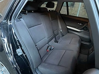 Bmw 3-serie 318i business line 143pk 2010, l-615-rn - afbeelding 32 van  46