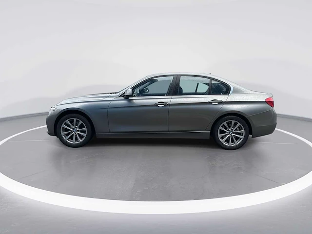 Bmw 3-serie 318i centennial high executive | nn-554-f - afbeelding 12 van  25