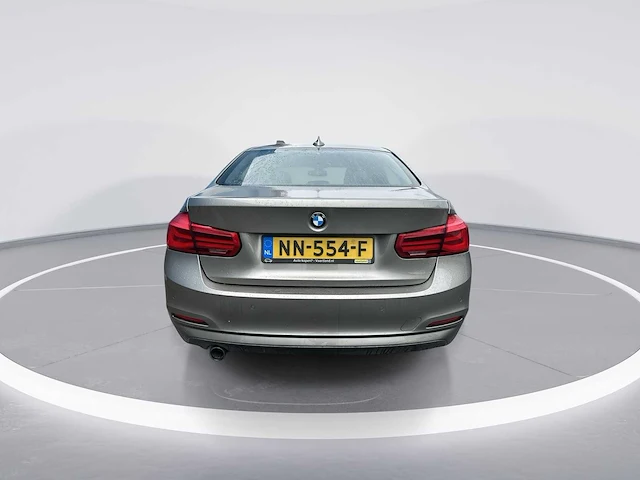Bmw 3-serie 318i centennial high executive | nn-554-f - afbeelding 21 van  25