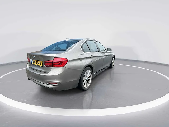 Bmw 3-serie 318i centennial high executive | nn-554-f - afbeelding 22 van  25