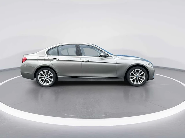 Bmw 3-serie 318i centennial high executive | nn-554-f - afbeelding 23 van  25