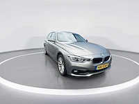 Bmw 3-serie 318i centennial high executive | nn-554-f - afbeelding 24 van  25