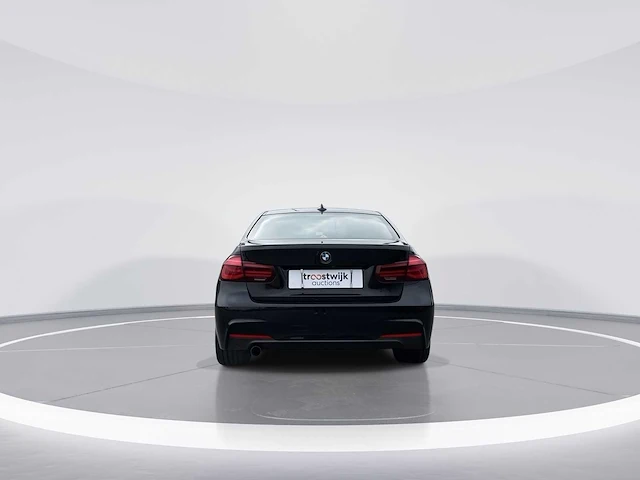 Bmw 3-serie 318i m-sport edition car 2019 | xg-395-g - afbeelding 25 van  27
