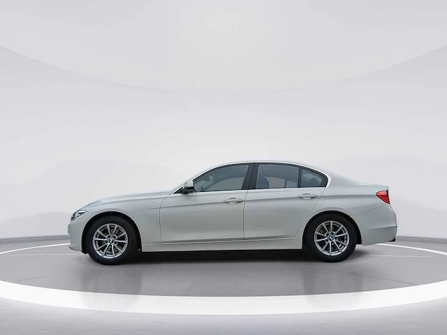 Bmw 3-serie 320i efficientdynamics edition executive 2013 | 5-kjx-59 - afbeelding 31 van  35
