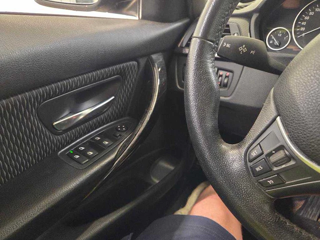 Bmw 3 serie 320i executive , ; 43-tzj-9 - afbeelding 14 van  19
