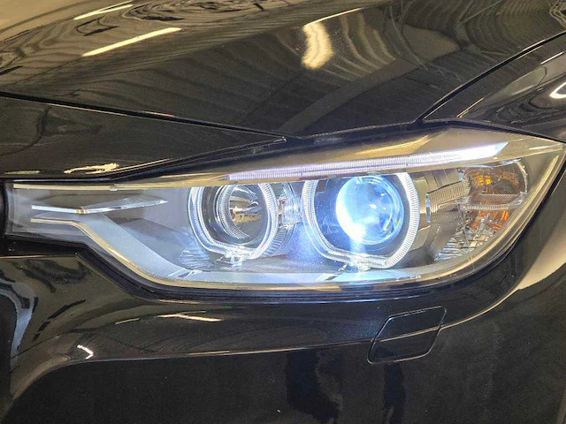 Bmw 3 serie 320i executive , ; 43-tzj-9 - afbeelding 17 van  19