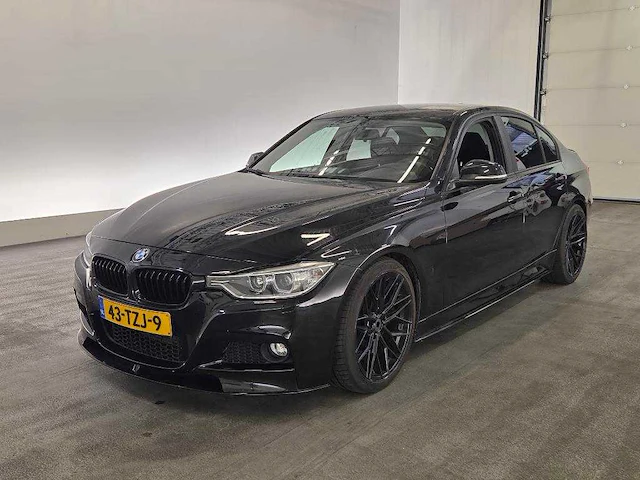 Bmw 3 serie 320i executive , ; 43-tzj-9 - afbeelding 1 van  19