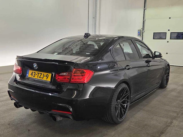 Bmw 3 serie 320i executive , ; 43-tzj-9 - afbeelding 3 van  19