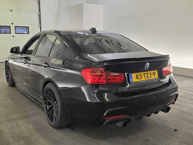 Bmw 3 serie 320i executive , ; 43-tzj-9 - afbeelding 4 van  19