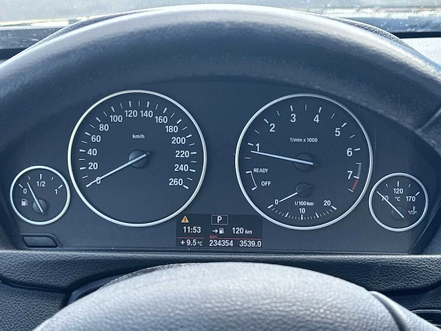 Bmw 3-serie 320i executive car 2012| 64-xdj-7 - afbeelding 4 van  26