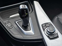 Bmw 3-serie 320i executive car 2012| 64-xdj-7 - afbeelding 11 van  26