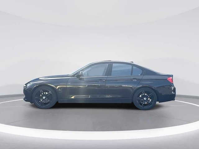 Bmw 3-serie 320i executive car 2012| 64-xdj-7 - afbeelding 20 van  26