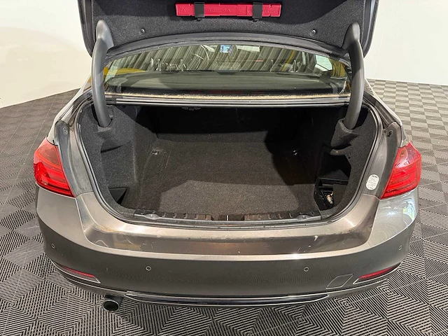Bmw 3-serie 320i executive sport, 9-khh-40 - afbeelding 9 van  15