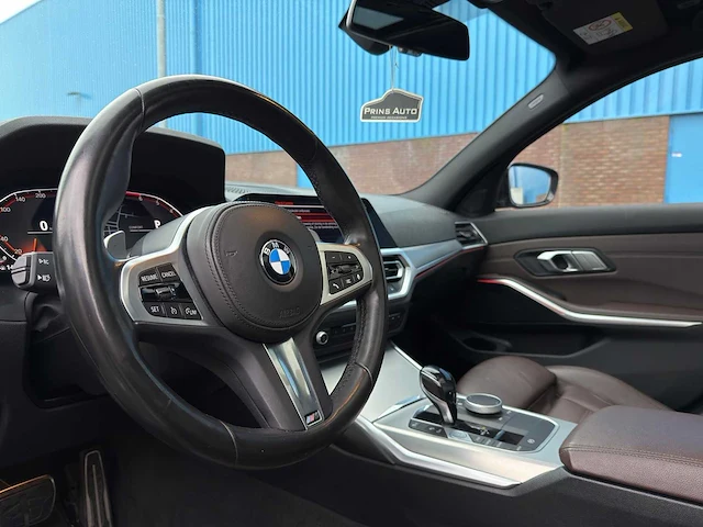Bmw 3-serie 320i high executive edition car 2021 | l-844-kv - afbeelding 7 van  38